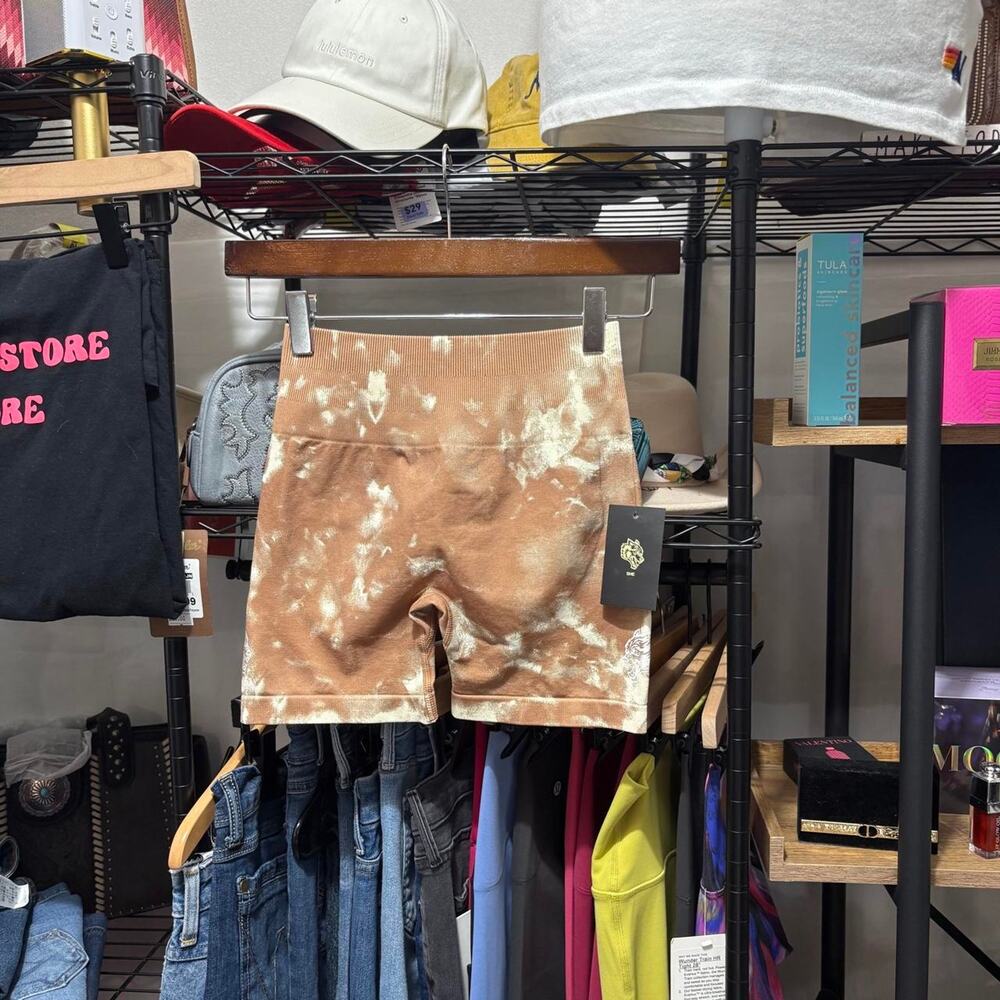 Brown tie dye biker shorts